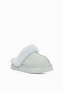 Vista lateral da bota mule Disquette com pelúcia azul — Upper The Label