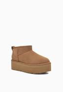 Bota Cano Curto Mini Plataforma em Camurça Caramelo Upper