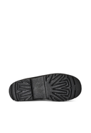 Bota Chelsea Cano Curto em Camurça com Tricot Preto Upper